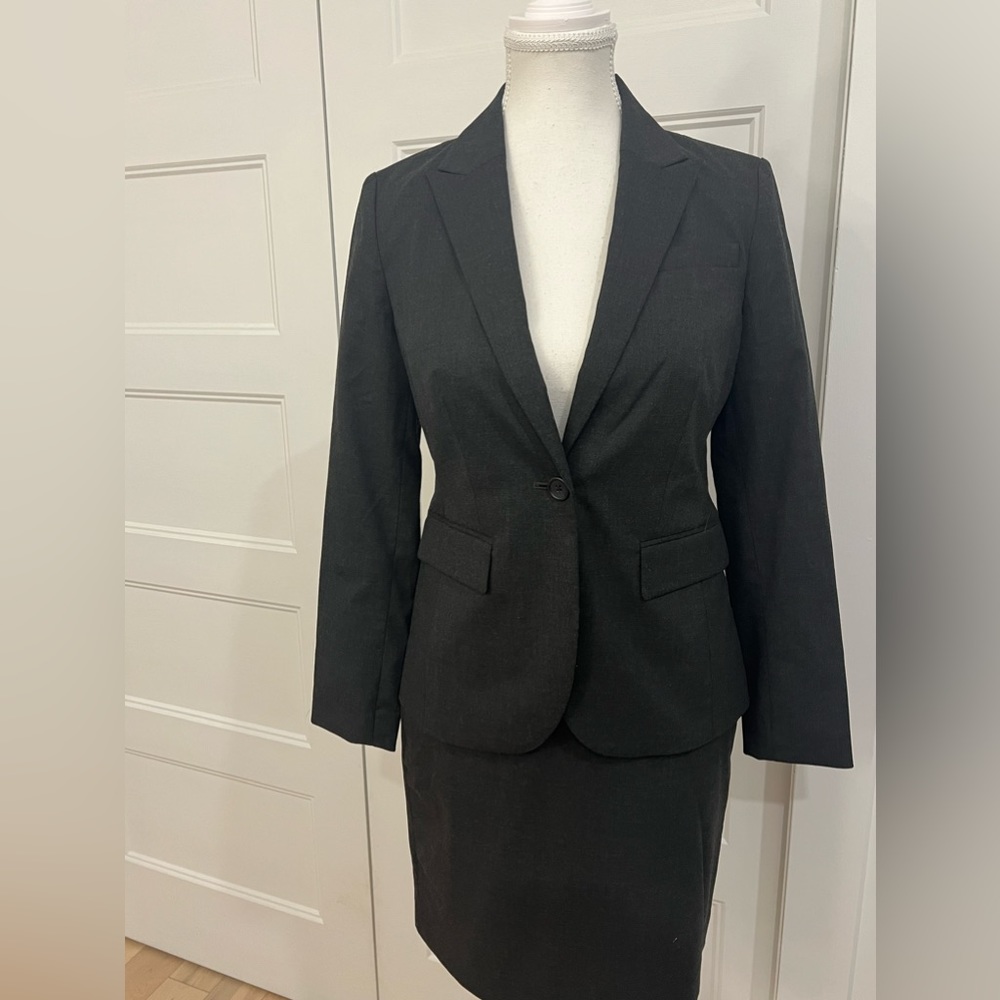 3 piece suit charcoal gray